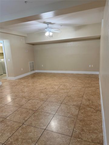 621 21st Street 100, Galveston, TX 77550