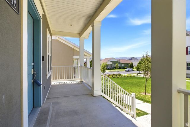 4948 W LAKE TERRACE AVE, South Jordan, UT 84009