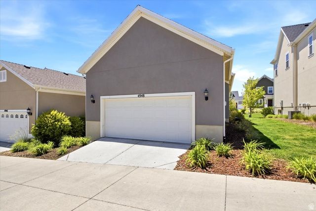 4948 W LAKE TERRACE AVE, South Jordan, UT 84009