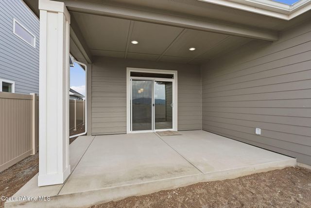6672 N Alecat St, Coeur D'alene, ID 83815