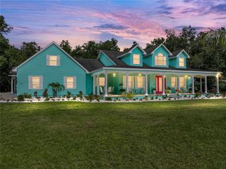 7427 20TH STREET, Zephyrhills, FL 33540
