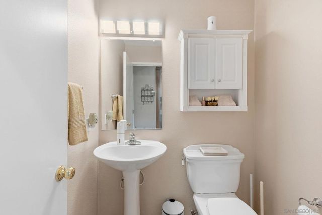 1349 Thunder Spring Dr, Chula Vista, CA 91915