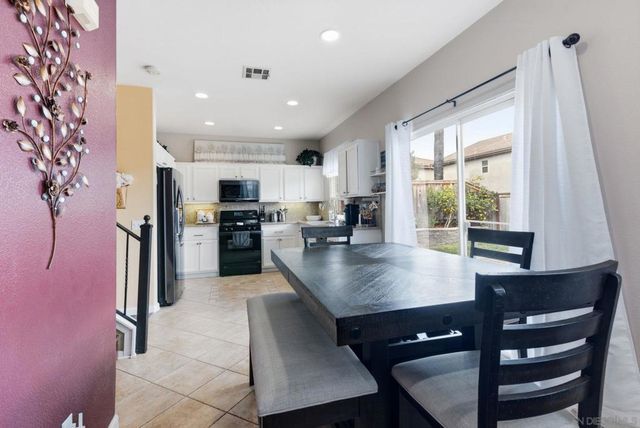 1349 Thunder Spring Dr, Chula Vista, CA 91915