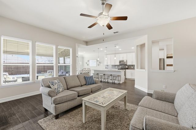 1145 Berrydale Drive, Northlake, TX 76226