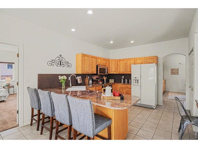 2057 Falcon Dr, Longmont, CO 80503