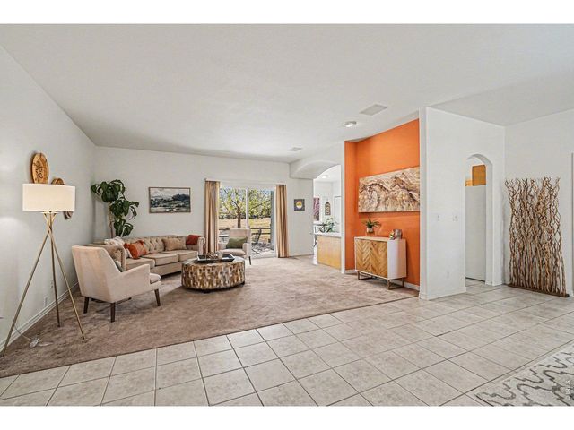 2057 Falcon Dr, Longmont, CO 80503