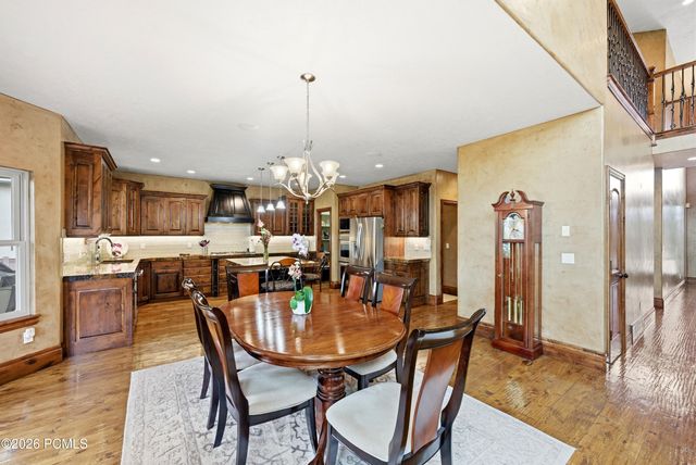 1247 W Alta Creek Circle, South Jordan, UT 84095