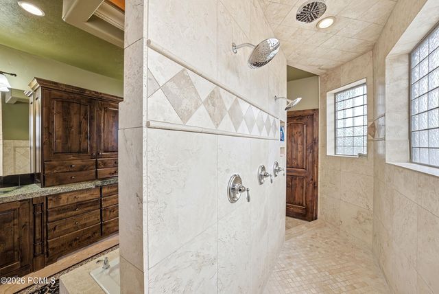1247 W Alta Creek Circle, South Jordan, UT 84095