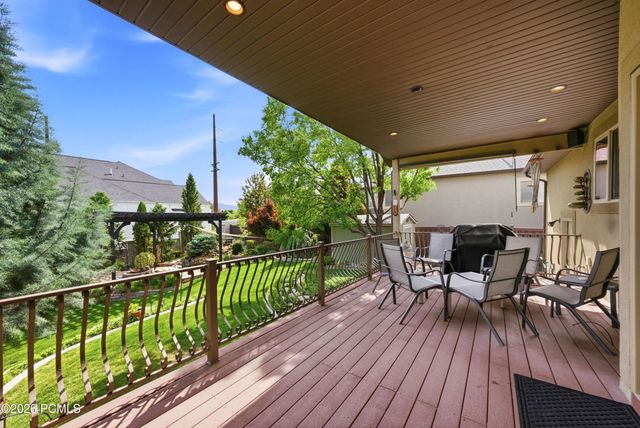 1247 W Alta Creek Circle, South Jordan, UT 84095
