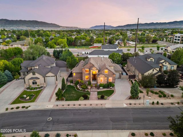 1247 W Alta Creek Circle, South Jordan, UT 84095
