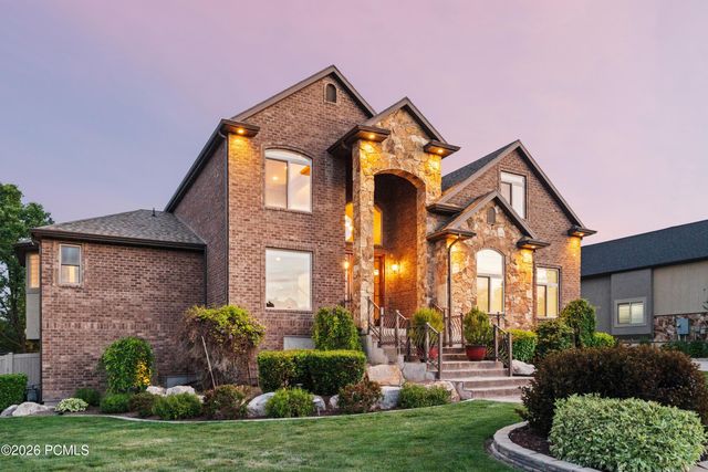 1247 W Alta Creek Circle, South Jordan, UT 84095