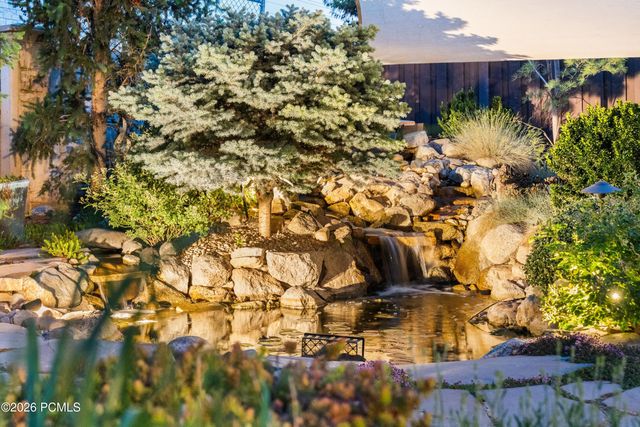 1247 W Alta Creek Circle, South Jordan, UT 84095