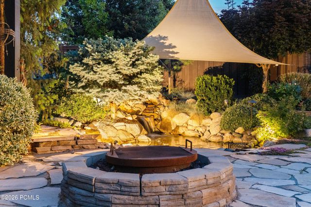 1247 W Alta Creek Circle, South Jordan, UT 84095