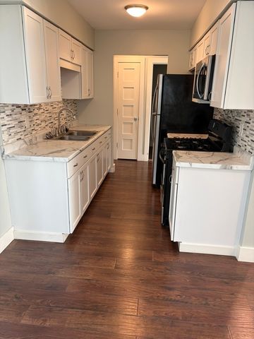 2311 Bluebell Court, Aurora, IL 60506