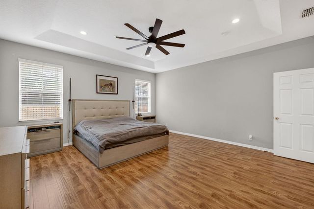 5806 NW Breezy Brook Court, Port St. Lucie, FL 34986