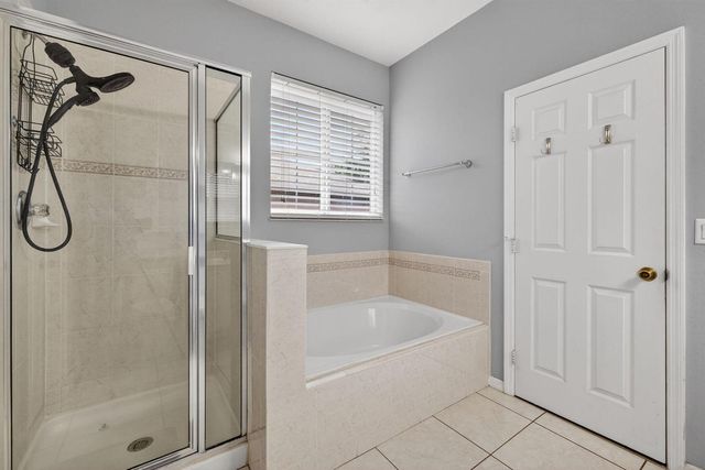 5806 NW Breezy Brook Court, Port St. Lucie, FL 34986