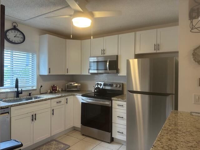 1561 NE 12th Terrace C7, Jensen Beach, FL 34957