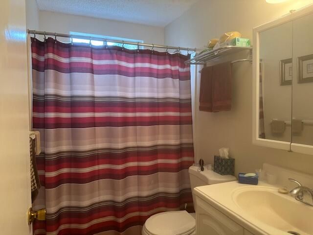 1561 NE 12th Terrace C7, Jensen Beach, FL 34957