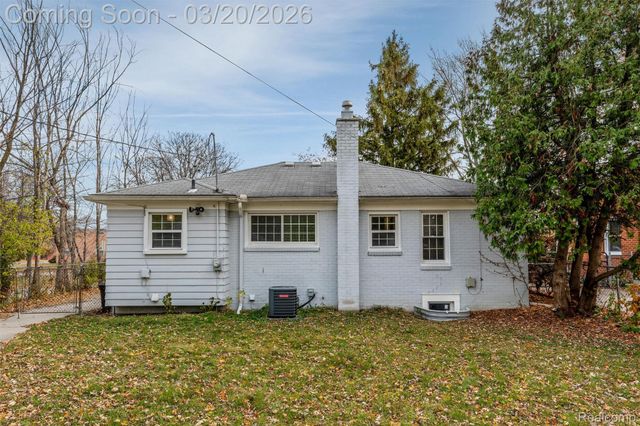 3221 Shenandoah Drive, Royal Oak, MI 48073