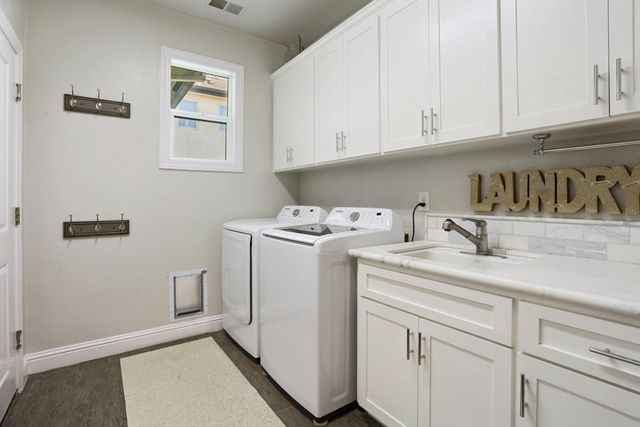 2573 Canal Dr, Lodi, CA 95242