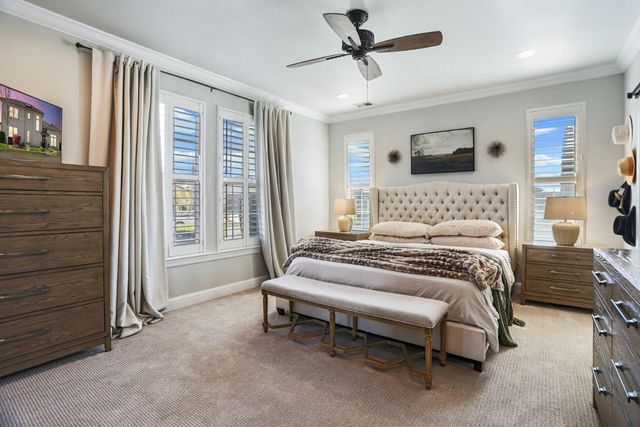 2573 Canal Dr, Lodi, CA 95242