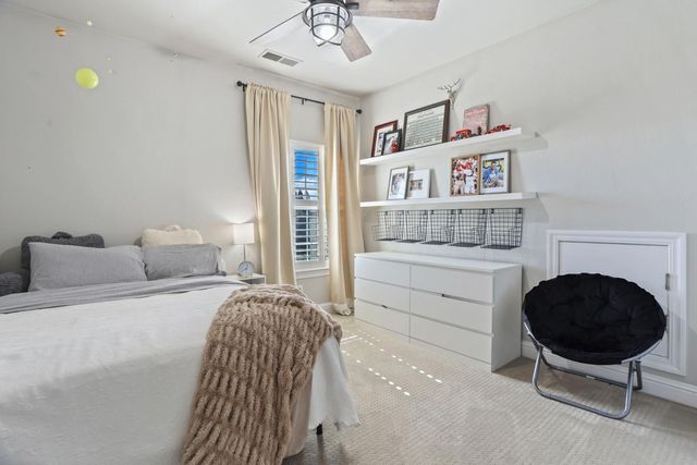 2573 Canal Dr, Lodi, CA 95242