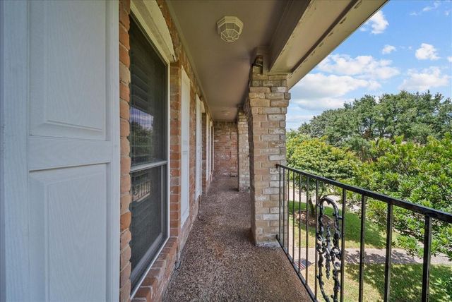 4205 Quaker Drive, Texas City, TX 77590