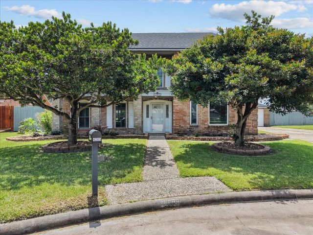 4205 Quaker Drive, Texas City, TX 77590