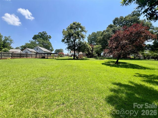 2307 Mclean Street, Gastonia, NC 28054