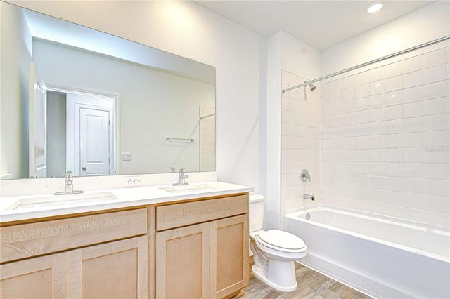 32463 WEATHERED OAK DRIVE, Wesley Chapel, FL 33543