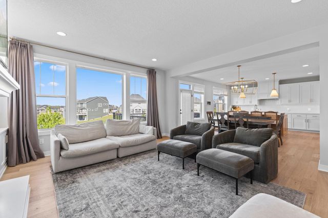 10166 Shadyview Lane N, Maple Grove, MN 55311