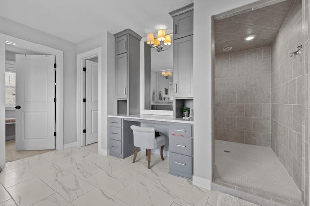 10166 Shadyview Lane N, Maple Grove, MN 55311