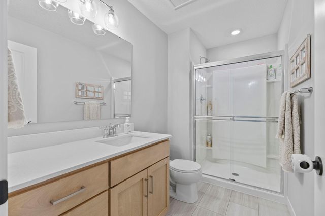 10166 Shadyview Lane N, Maple Grove, MN 55311