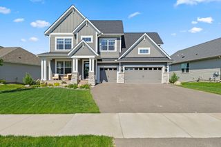 10166 Shadyview Lane N, Maple Grove, MN 55311