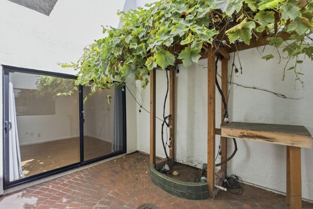 1919 Alameda De Las Pulgas 14, San Mateo, CA 94403