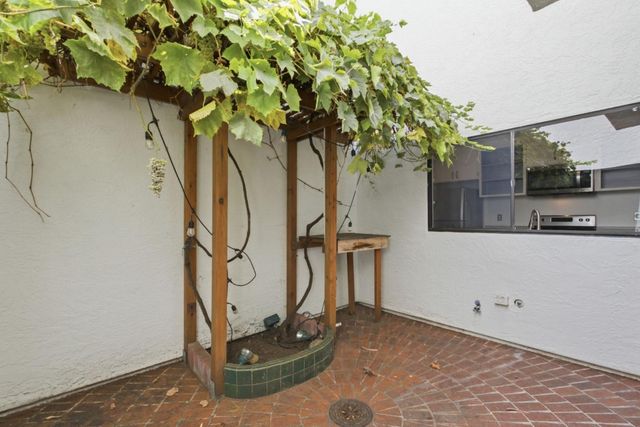 1919 Alameda De Las Pulgas 14, San Mateo, CA 94403