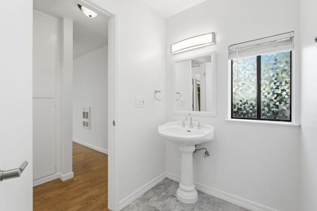 1919 Alameda De Las Pulgas 14, San Mateo, CA 94403