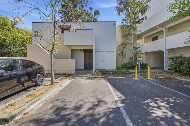 1919 Alameda De Las Pulgas 14, San Mateo, CA 94403