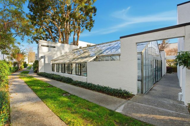 1919 Alameda De Las Pulgas 14, San Mateo, CA 94403