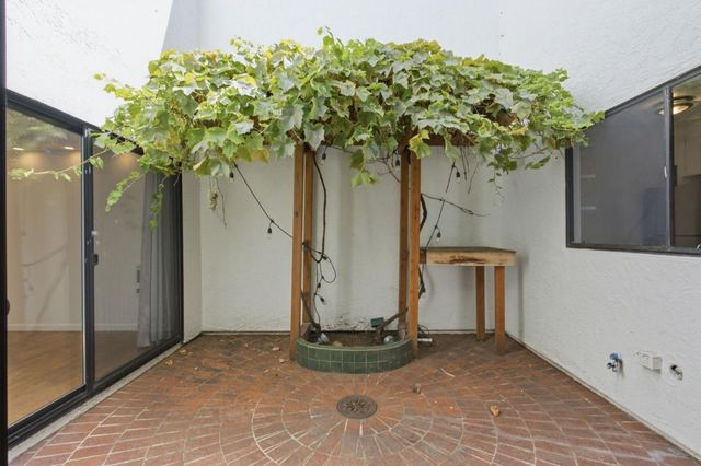 1919 Alameda De Las Pulgas 14, San Mateo, CA 94403
