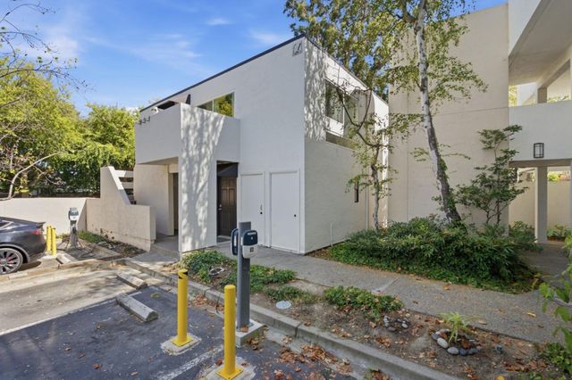1919 Alameda De Las Pulgas 14, San Mateo, CA 94403