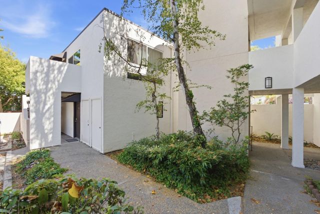 1919 Alameda De Las Pulgas 14, San Mateo, CA 94403