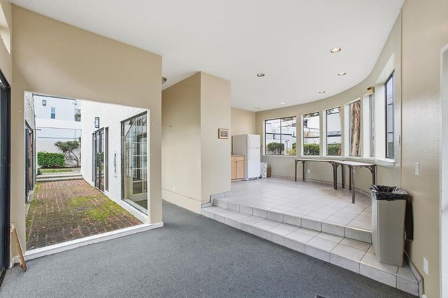 1919 Alameda De Las Pulgas 14, San Mateo, CA 94403