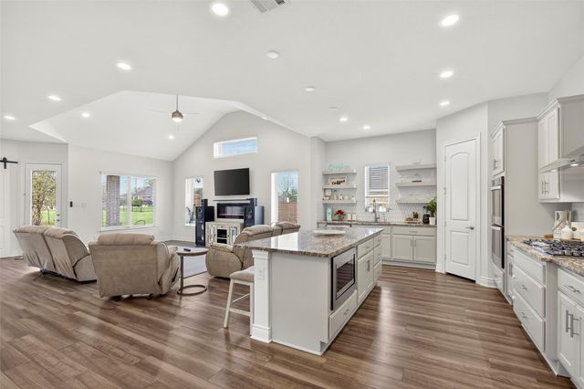 6038 Leeward Island Drive, Conroe, TX 77304