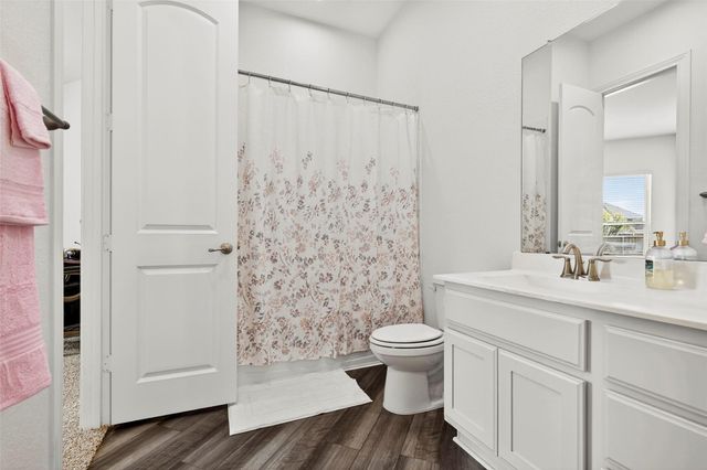 6038 Leeward Island Drive, Conroe, TX 77304