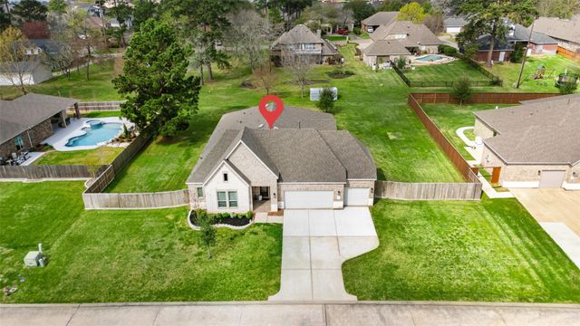 6038 Leeward Island Drive, Conroe, TX 77304