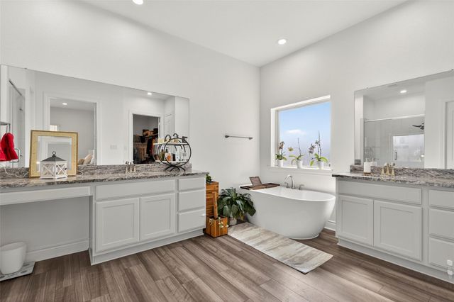 6038 Leeward Island Drive, Conroe, TX 77304