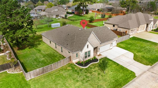 6038 Leeward Island Drive, Conroe, TX 77304