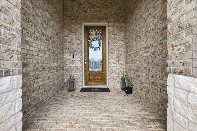 6038 Leeward Island Drive, Conroe, TX 77304