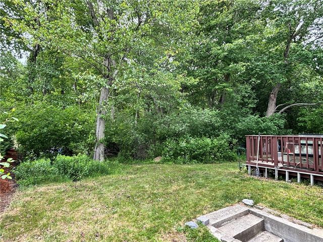 4 Wicks Court, Warwick, RI 02886